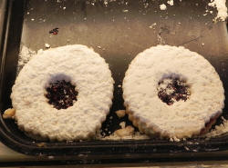 Linzer tortes at New York Bagels & Deli, Sedona Arizona