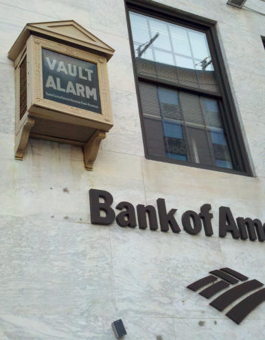 Bank of America Vault Alarm - What's wrong with this picture?