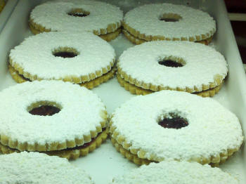 Montauk Bake Shoppe Linzer tortes